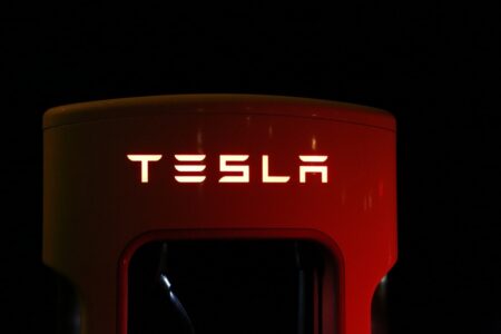 Tesla: Leaves the logistics crisis behind – Record in vehicle deliveries in 2021